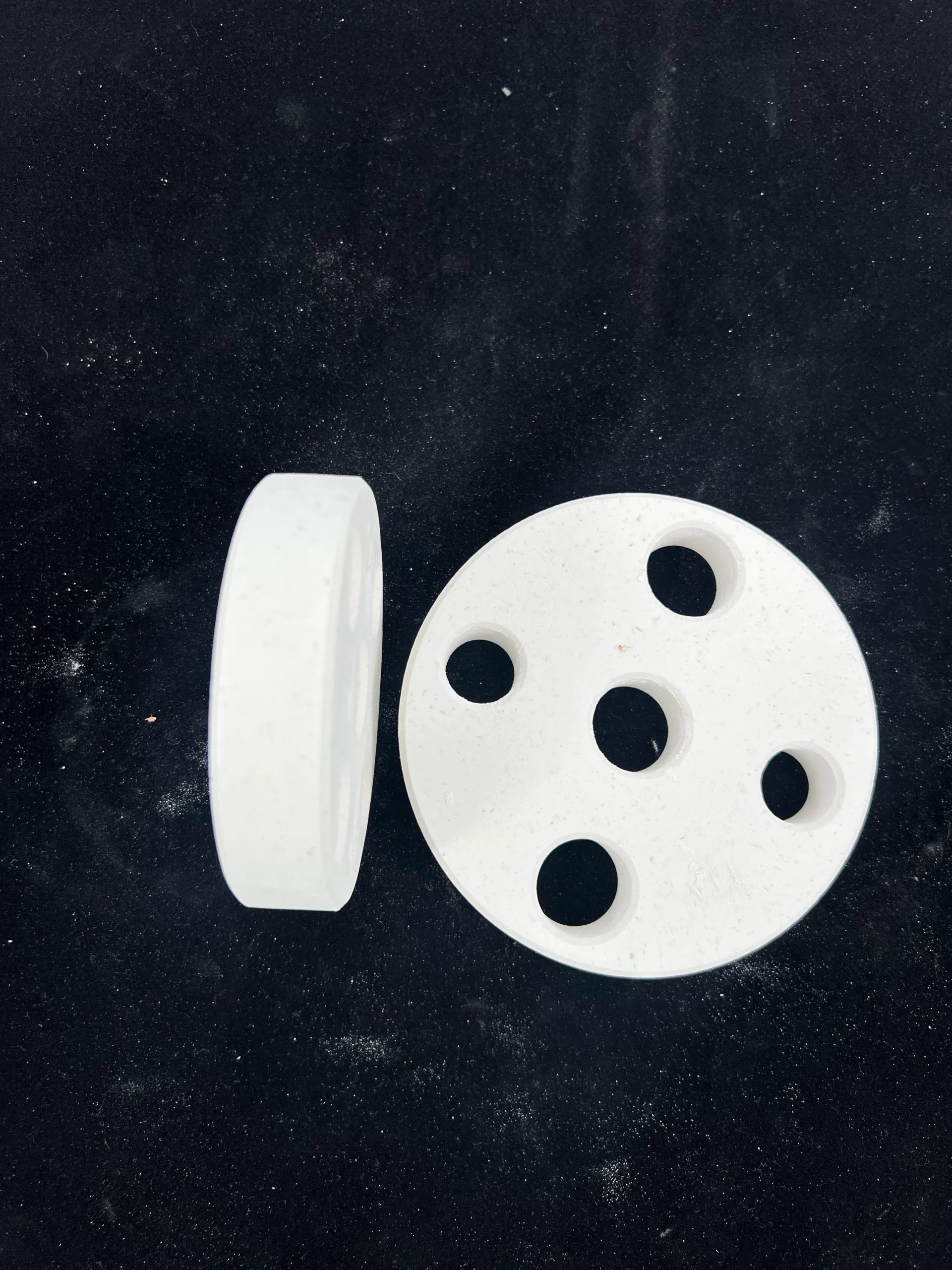 Porous Multi-Hole Ceramic Disc for Electric Heater Structural Support