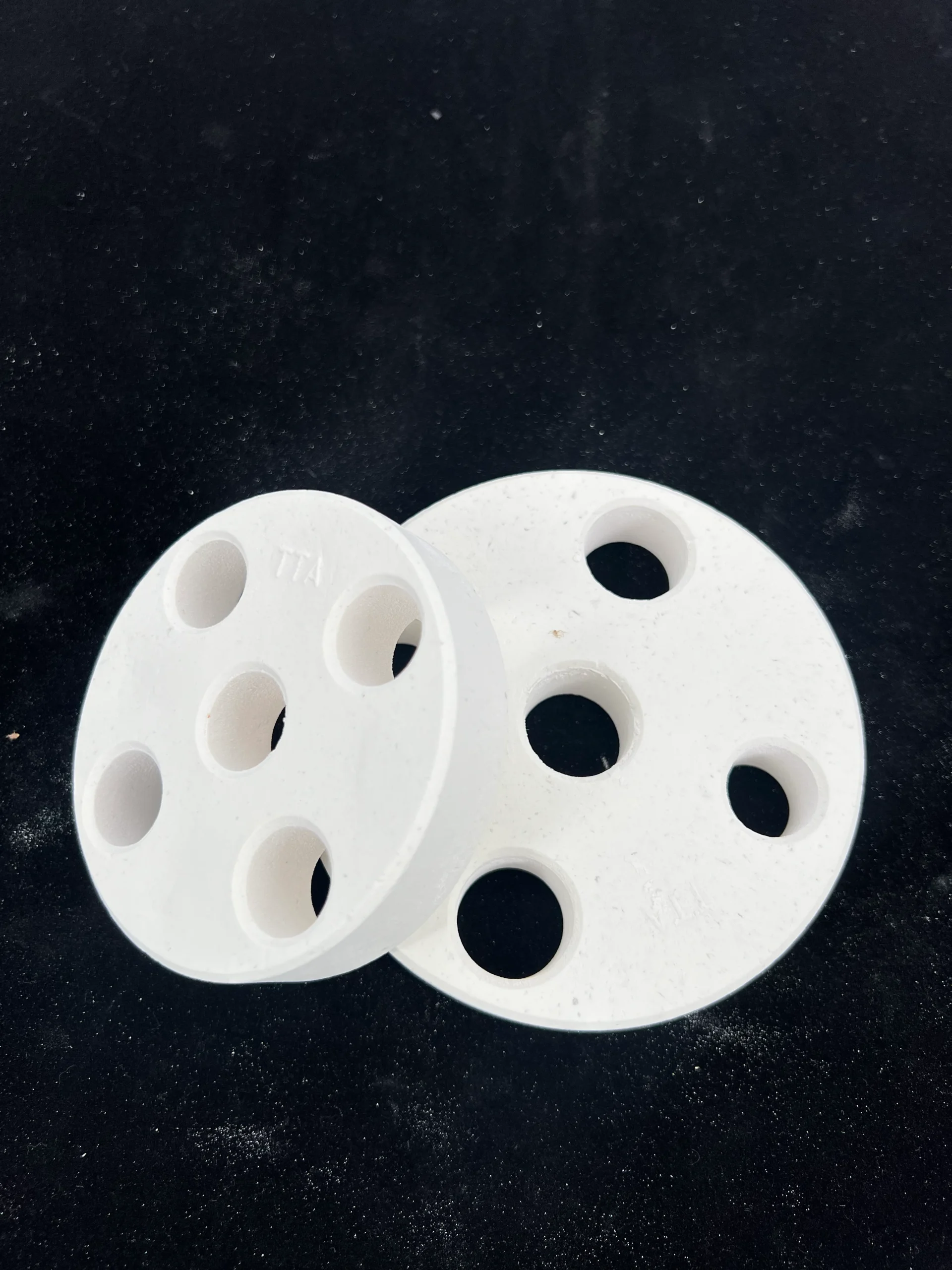 Heat-Resistant Ceramic Spacer for Electric Heating Wire Positioning